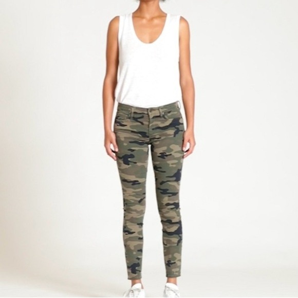 KENNETH COLE SIZE 28 CAMEO SKINNY JEANS - Picture 1 of 6